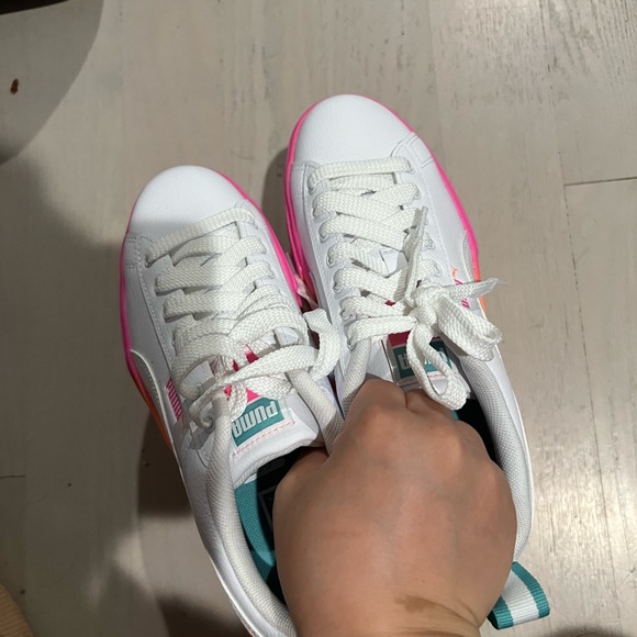 Brand new puma platform sneakers - Picture 4 of 5